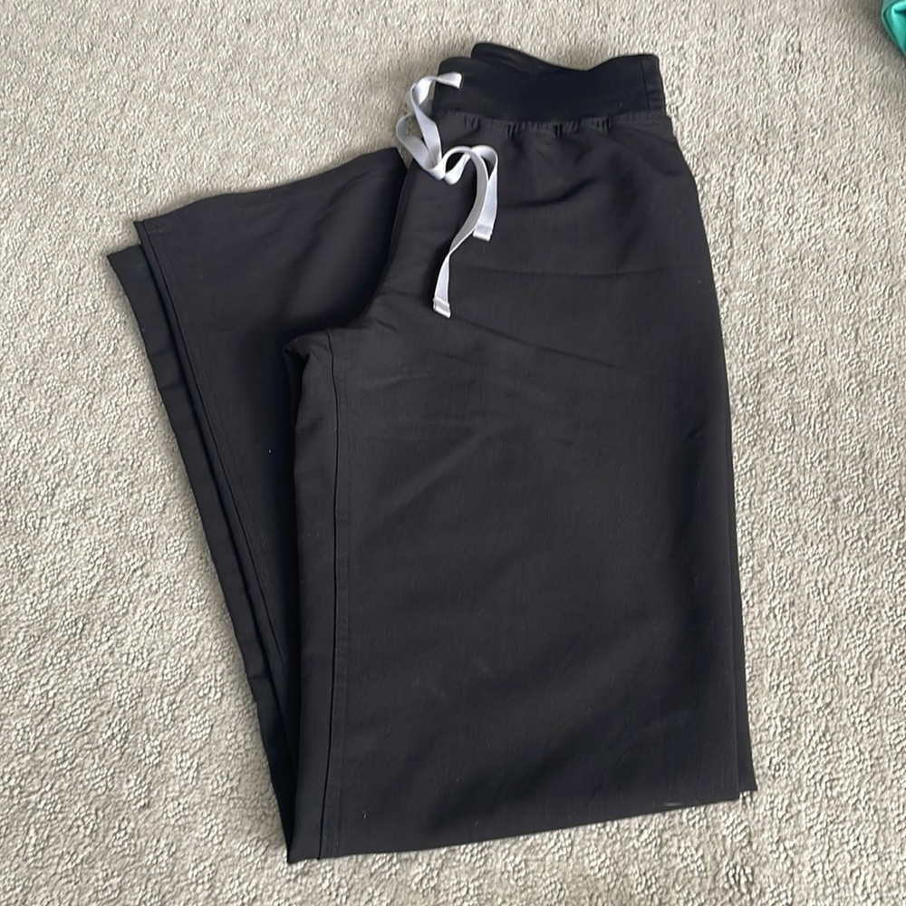 Black high waisted scrub pants small tall